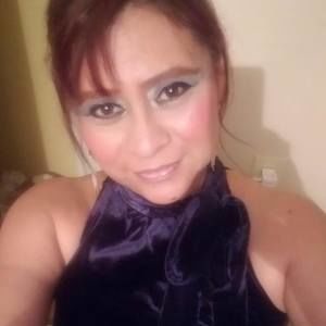 Meet your Posher, Lorena